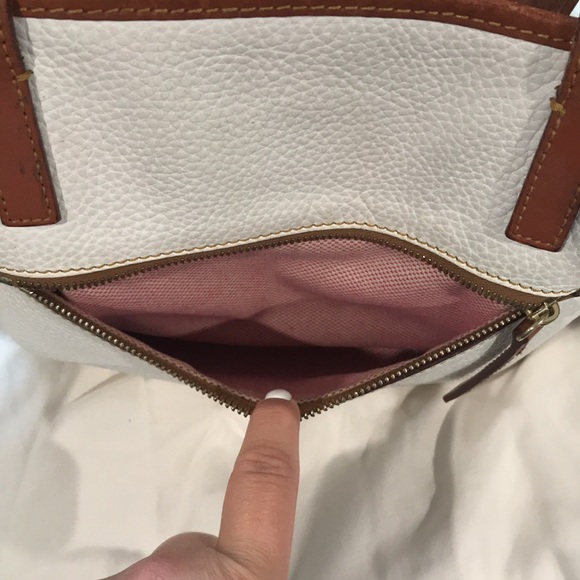 Dooney & Bourke Shoulder Purse - Picture 5 of 6